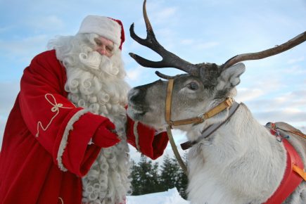 Ren geyiği ile Noel Baba